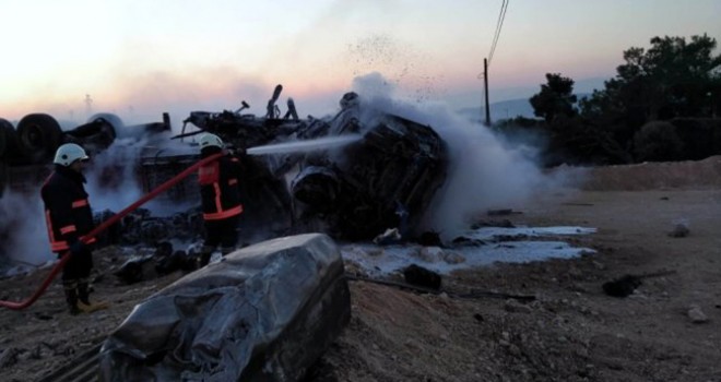 Yanan Araçtan Sağ Çıktı