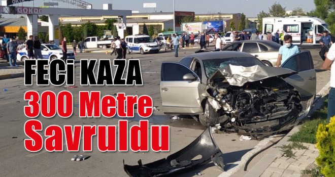 Aracın Parçaları 300 Metre Savruldu.