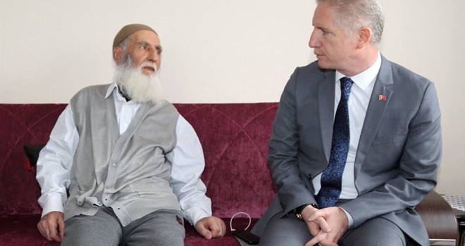 Aşık İsmeti Sivas'ta Vefat Etti