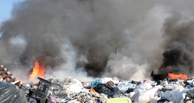 İş Yeri Cayır Cayır Yandı