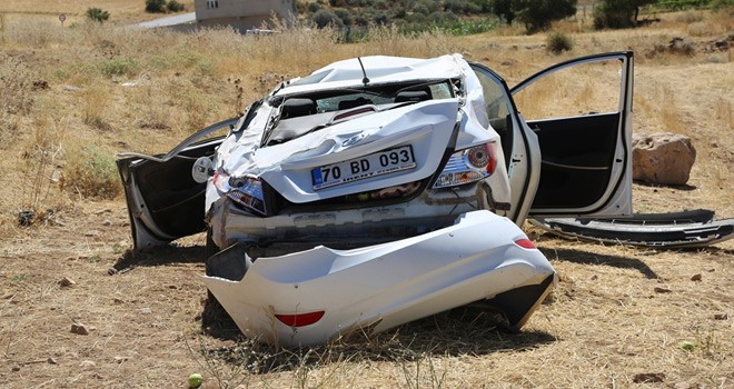 Takla Atan Araçtan Sağ Çıkamadı