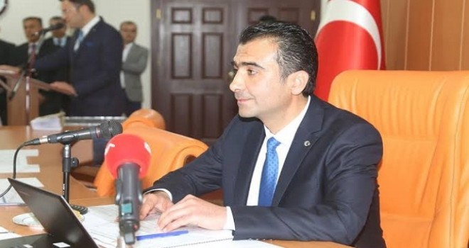 Mecliste gergin anlar