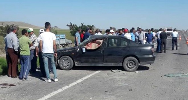 Karapınar'da Otomobil Devrildi! 2 Ölü