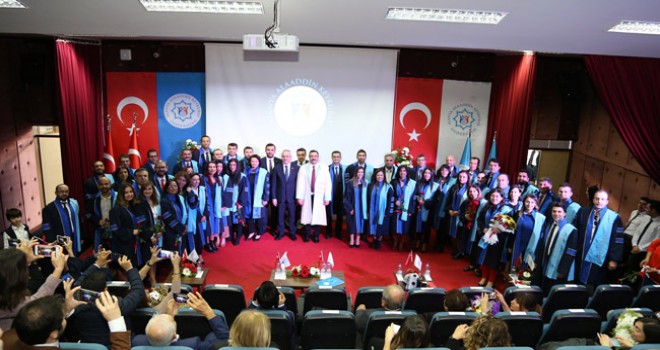 Alkü’lü Akademisyenler Binişlerini Giydi