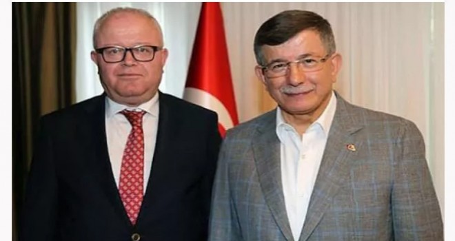 İl Başkanı kumar baskınından kaçarken kolunu kırdı