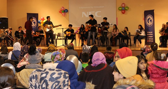 2019'a Elveda-Ver Elini Kardeşim