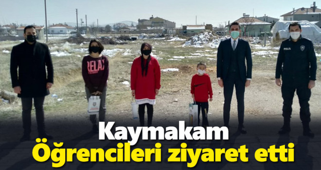 Kaymakam Çakır öğrencileri ziyaret etti