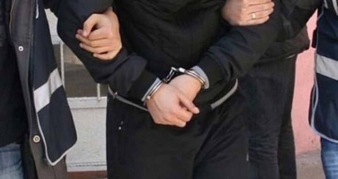 Hırsızlık yapan 4 kişi yakalandı