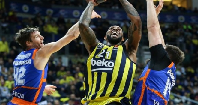 Fenerbahçe Beko uzatmada yıkıldı!