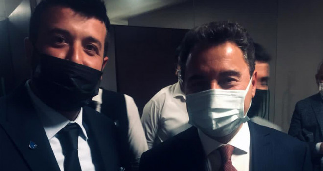 Türkiye Siyasetinde Yön Verecek Gençlerde Bugün! Tolga Soysal