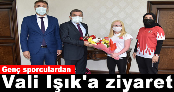 Genç sporculardan Vali Işık'a ziyaret