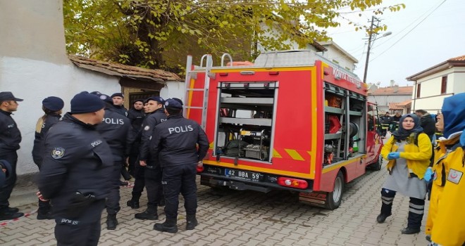 Konya'da kerpiç evde göçük