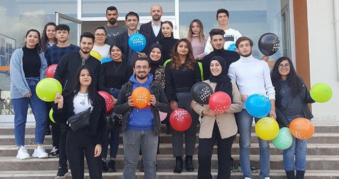 Kumluca MYO Öğrencilerinden Engelli Vatandaşa Akülü Araba