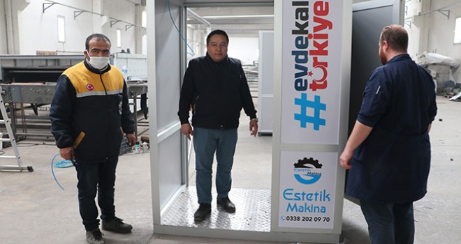 Dezenfekte kabini imal ediyorlar