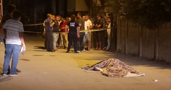 Tartıştığı babasını 6 kurşunla öldürdü