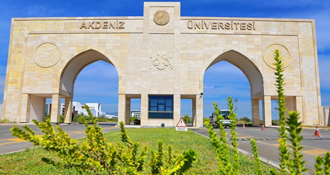 Akdeniz Üniversitesi’nde Uzaktan Eğitim Başladı