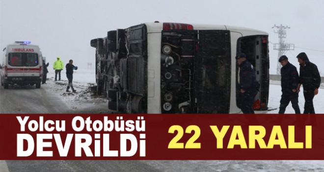 Karaman'da yolcu otobüsü devrildi: 22 yaralı