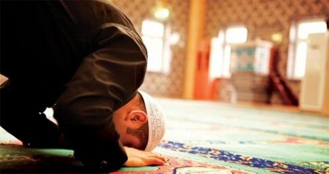 Yatsı namazı nasıl kılınır? Yatsı namazı kaç rekattır?