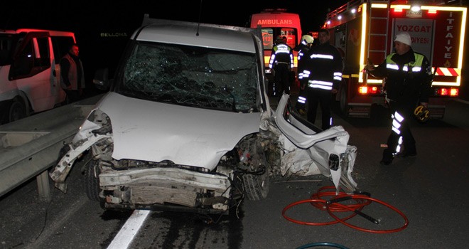 Bu Araçtaki Şoförü Güçlükle Çıkardılar