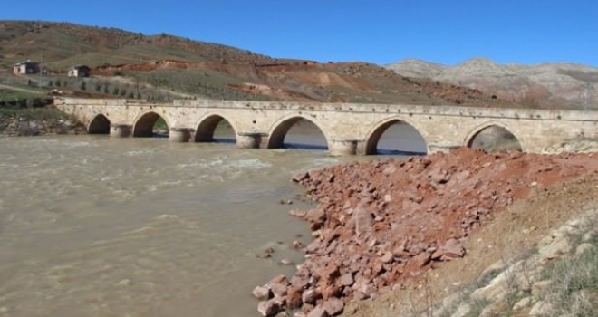 Köylüler İsyanda! Duyan Oraya Koştu