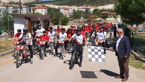 Beypazarı'nda gençler bisikletle şehir turu attı