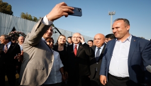 CHP Genel Başkanı Kılıçdaroğlu, Antalya'da nikah şahitliği yaptı