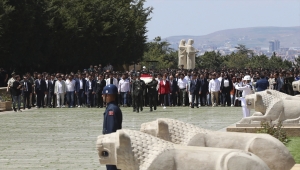 İYİ Parti Genel Başkanı Akşener, gençlerle Anıtkabir'i ziyaret etti